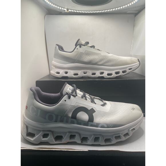 On Cloudmonster Running Shoe (Women) Size 12.5 main image 4